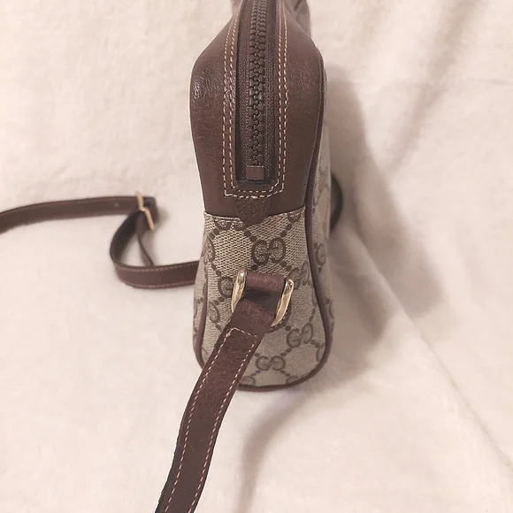 Vintage Gucci Bag - Picture 4 of 13
